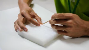 فوم سرد در صندلی