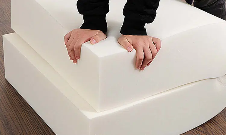 مقایسه فوم سرد و فوم گرم برای مبلمان 1 تفاوت فوم سرد و گرم از نظر کاربرد